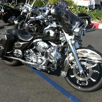 Photo prise au Laidlaw&amp;#39;s Harley-Davidson par BIG GUZ™ le10/13/2012