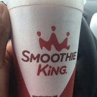 Photo taken at Smoothie King by Jacqulyn H. on 7/5/2016