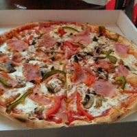 Foto diambil di Mr. Pizza oleh Monica T. pada 2/2/2017