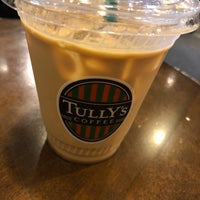 Photo taken at Tully&amp;#39;s Coffee by かっちゃん on 4/30/2018