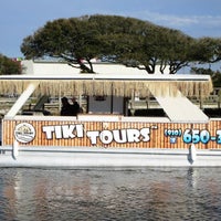 Foto scattata a Tiki Tours da Tiki Tours il 10/3/2014