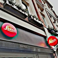 Снимок сделан в Leica Store пользователем Farid 4/18/2016