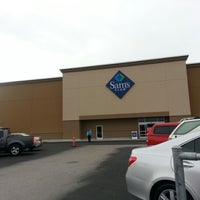 Photo taken at Sam&amp;#39;s Club by ACMII♒ on 10/26/2012