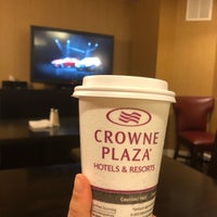 Photo taken at Crowne Plaza Hotel LAX Club Lounge by Yuho K. on 2/7/2018