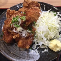 Photo taken at 鶏唐揚専賣店 by ろじゃー お. on 6/29/2015