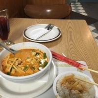 Foto tirada no(a) Thai Noodles Cafe por Sophia J. em 1/13/2015