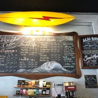 Das Foto wurde bei Surfers Coffee Bar von よっしー am 1/5/2019 aufgenommen