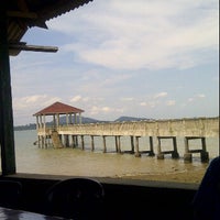 Photo taken at Anjung Muara by Zue H. on 5/28/2012