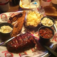 Photo taken at Hickory House Rib Restaurant by Angel Denise R. on 4/23/2012