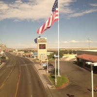 รูปภาพถ่ายที่ Wendover Nugget Hotel &amp;amp; Casino โดย Cindy S. เมื่อ 7/6/2012