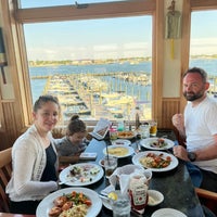 Photo taken at Harbor View Restaurant by Rıdvan K. on 6/30/2022