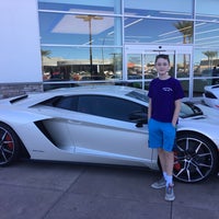 11/22/2017 tarihinde Jim P.ziyaretçi tarafından Lamborghini North Scottsdale'de çekilen fotoğraf