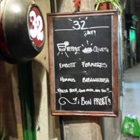 3/4/2014 tarihinde Joseph S.ziyaretçi tarafından Bar 32, Barcelona'de çekilen fotoğraf