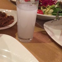 Снимок сделан в Çello Restaurant пользователем Metin Ö. 5/6/2017
