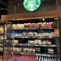 Das Foto wurde bei Starbucks von Marc M. am 6/20/2019 aufgenommen
