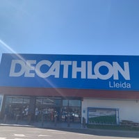 Photo taken at Decathlon Lleida by Marc M. on 10/13/2021