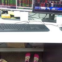 Photo taken at Capital Nomura Securities PLC. by Fahh M. on 1/12/2016