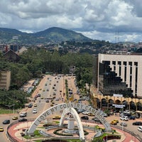 รูปภาพถ่ายที่ Hilton Yaounde โดย 🙋‍♂️ เมื่อ 9/28/2022