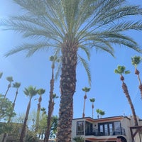 Photo taken at The Riviera Palm Springs, a Tribute Portfolio Resort by Lulu on 6/23/2019