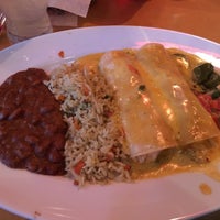 9/14/2018 tarihinde Chris C.ziyaretçi tarafından Roja Mexican Grill + Margarita Bar'de çekilen fotoğraf