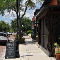 6/1/2019 tarihinde Carrie&amp;#39;s Winter Park Cafeziyaretçi tarafından Carrie&amp;#39;s Winter Park Cafe'de çekilen fotoğraf