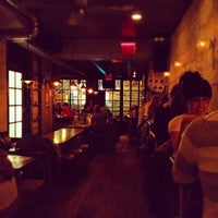 Foto tomada en Ten Degrees por angela l. el 11/26/2012