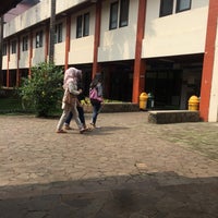 Photo taken at Fakultas Ilmu Sosial dan Ilmu Politik (FISIP) by Muhammad A. on 6/13/2017