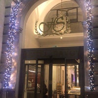 12/23/2018 tarihinde Makiko Y.ziyaretçi tarafından Savoy Hotel'de çekilen fotoğraf