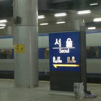 Photo taken at Seoul Station - KTX/Korail by Evian K. on 5/9/2013