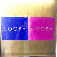 Foto scattata a Loopy Doopy Rooftop Bar da Nancy K. il 8/11/2021