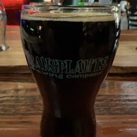 Photo taken at Transplants Brewing Company by Dwight Y. on 6/24/2022