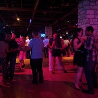 รูปภาพถ่ายที่ Dallas Night Club โดย Claudia S. เมื่อ 8/23/2013