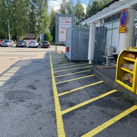 Photo taken at Shell HelmiSimpukka Pihtipudas by Tuomas K. on 8/10/2023