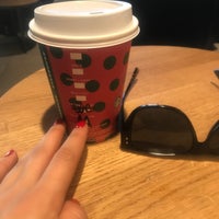 Photo taken at Starbucks by 👸queen👸 on 1/8/2020