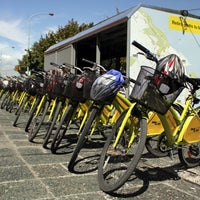 Photo taken at Estación 10 - Madero UCA [Ecobici] by Buenos Aires Ciudad on 9/23/2013