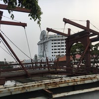 Photo taken at Jembatan Kota Intan by ぴー ち. on 8/14/2018