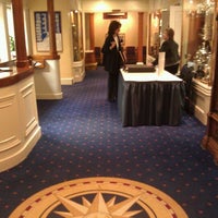 รูปภาพถ่ายที่ Seattle Yacht Club โดย Rand F. เมื่อ 1/10/2013