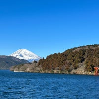 Photo taken at Lake Ashinoko by ばくりんこ☆ on 1/9/2024