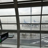 Photo taken at Airport Lounge - South by ばくりんこ☆ on 3/23/2024