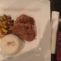 Foto diambil di Kobu Restaurant oleh Jesus L. pada 7/19/2018