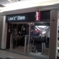 levis aeon bukit tinggi