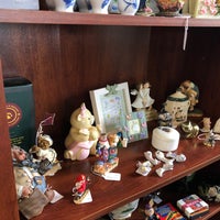 My Cousin S Closet Antique Shop In Westerville