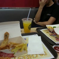 Photo taken at KFC by Sze Yee on 11/5/2014