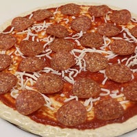 Foto tirada no(a) Bellagio Pizza &amp;amp; Subs por Bellagio Pizza &amp;amp; Subs em 1/8/2015