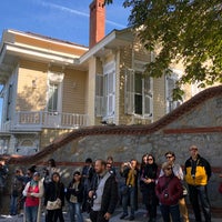 Photo taken at Kuzguncuk İlkogretim Okulu by Merve D. on 10/28/2018
