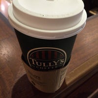 Photo taken at Tully&amp;#39;s Coffee by mi〜 on 1/12/2015