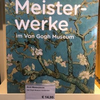 Photo taken at Museumshop Rijksmuseum en Van Gogh Museum by Harald B. on 5/12/2019