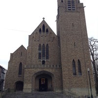 Photo taken at Église Sainte-Croix / Kerk Het Heilig Kruis by Kevin D. on 3/14/2015
