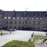 รูปภาพถ่ายที่ Château de Chimay โดย Kevin D. เมื่อ 6/13/2015