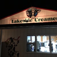 Photo prise au Lakeside Creamery par Saumya S. le5/8/2016